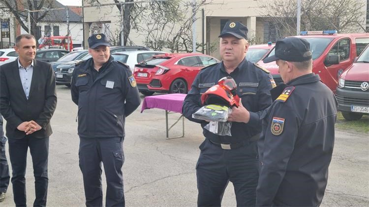 Podjela opreme vzŽ međimurske 4