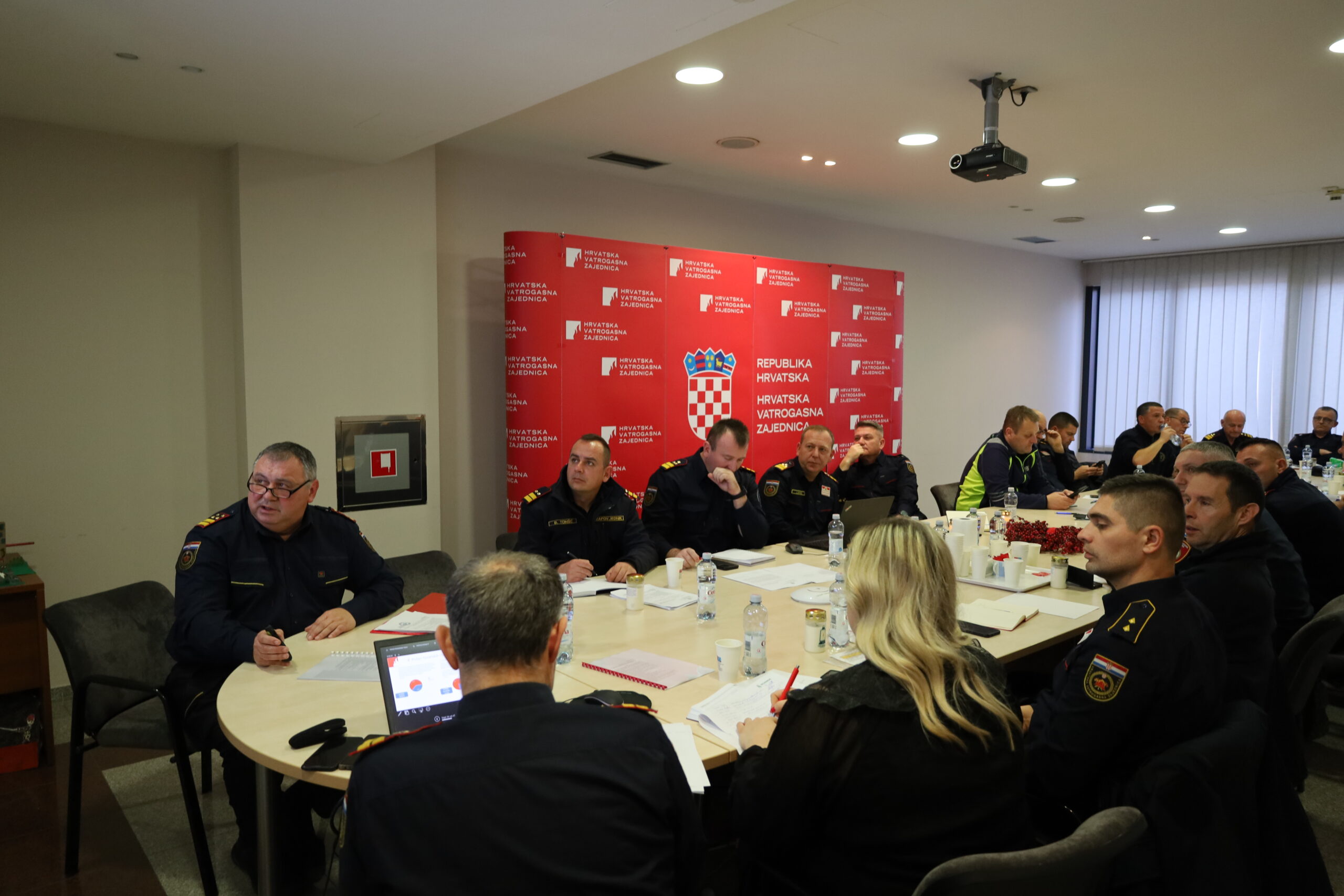 Sjednica vatrogasnog stožera