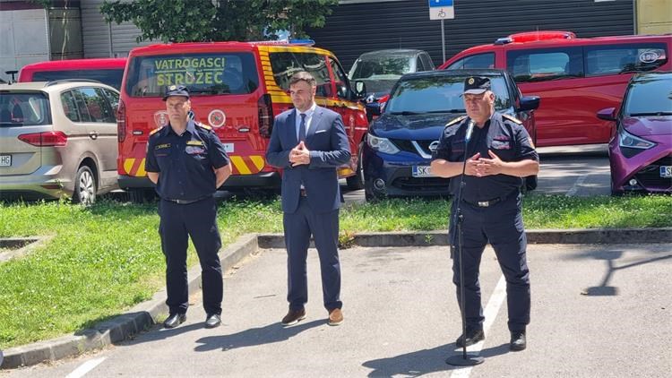 Podjela opreme sisačko mos (3)
